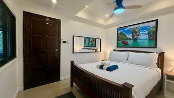 Palace - Spacious 1 Bedroom Condo With Shared Renovated Large Pool
