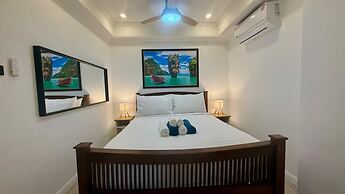 Palace - Spacious 1 Bedroom Condo With Shared Renovated Large Pool