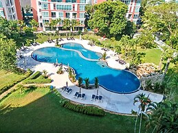 Palace - Spacious 1 Bedroom Condo With Shared Renovated Large Pool