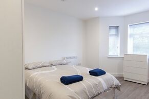 Bridge Road - Room 1b