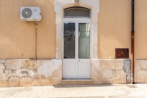 Casetta Ragusa by Wonderful Italy