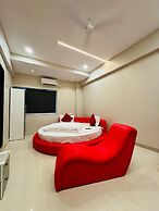 Hotel Elite Stay - Mahalunge Pune
