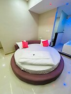 Hotel Elite Stay - Mahalunge Pune