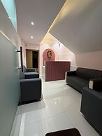 Hotel Elite Stay - Mahalunge Pune