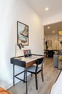 Theatre Hotel by Lodgo