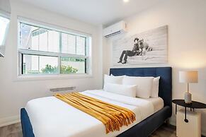 Theatre Hotel by Lodgo