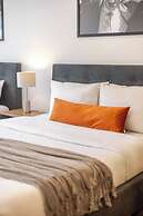 Theatre Hotel by Lodgo