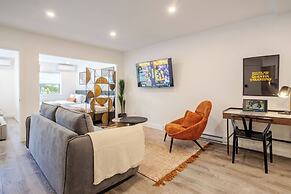 Theatre Hotel by Lodgo