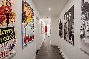 Theatre Hotel by Lodgo