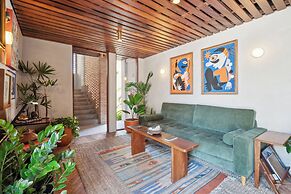 ALMA Surf Lodge