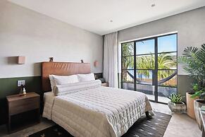 ALMA Surf Lodge