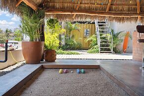 ALMA Surf Lodge