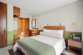 ALMA Surf Lodge