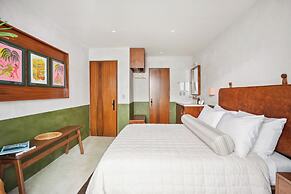 ALMA Surf Lodge