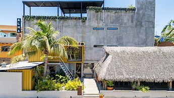 ALMA Surf Lodge