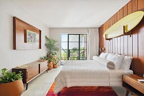 ALMA Surf Lodge