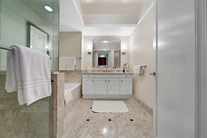 Four Seasons Studio Kitchen