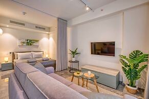 Official Mercury Suites With Rooftop Pool Access