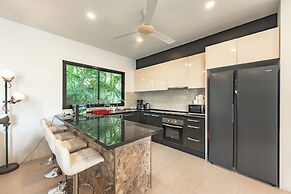 4Br Near Pier Private Pool & Garden V246
