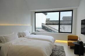 Jiangnanfu Bed and Breakfast