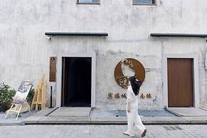 Jiangnanfu Bed and Breakfast