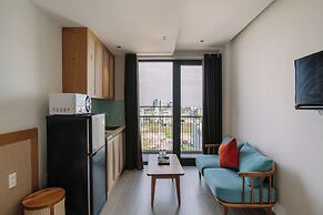 The Shine Hotel & Apartment