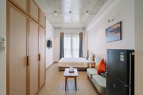 The Shine Hotel & Apartment