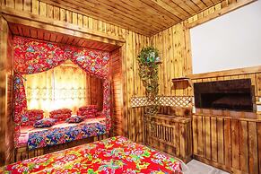 Xuegu Xinfu Guest House