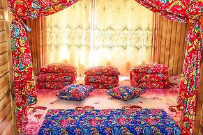 Xuegu Xinfu Guest House
