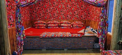 Xuegu Xinfu Guest House