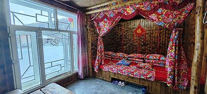 Xuegu Xinfu Guest House
