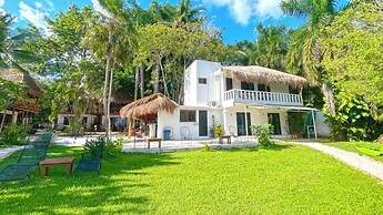 Hotel Isabella Bacalar Front Lagoon