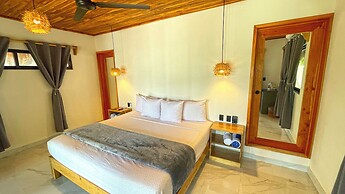Hotel Isabella Bacalar Front Lagoon