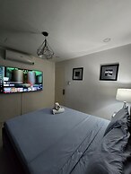 Kandi Suites 2BR with private Jacuzzi