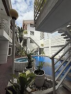 Kandi Suites 2BR with private Jacuzzi