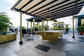 Kandi Suites 2BR with private Jacuzzi