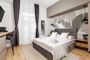 Marvie Apartments