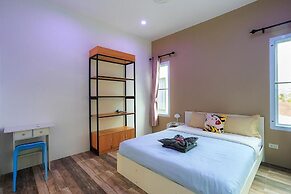 Renovated 3BR Pool Villa Near Beach V228