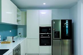 Renovated 3BR Pool Villa Near Beach V228