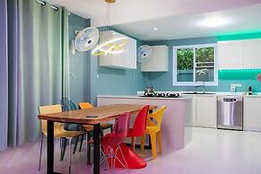 Renovated 3BR Pool Villa Near Beach V228