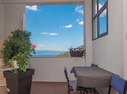 Sea View Top Hill