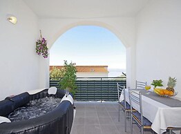 Sea View Top Hill