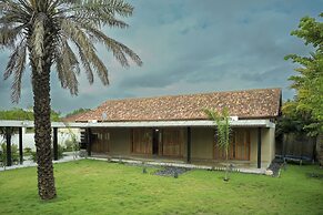 StayGuru Luxury Villa