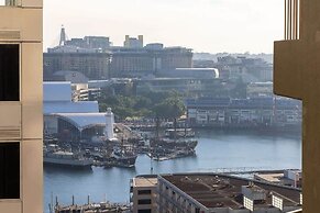 A Comfy 2BR Apt, Amazing View of Darling Harbour