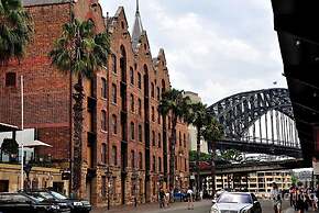 A Comfy 2BR Apt, Amazing View of Darling Harbour