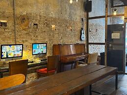Mingle Highstreet