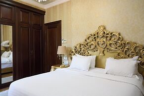 Monday Royal Apart Hotel
