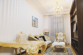 Monday Royal Apart Hotel