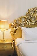 Monday Royal Apart Hotel
