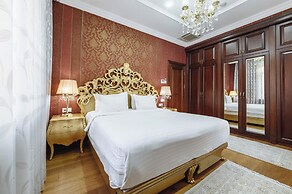Monday Royal Apart Hotel